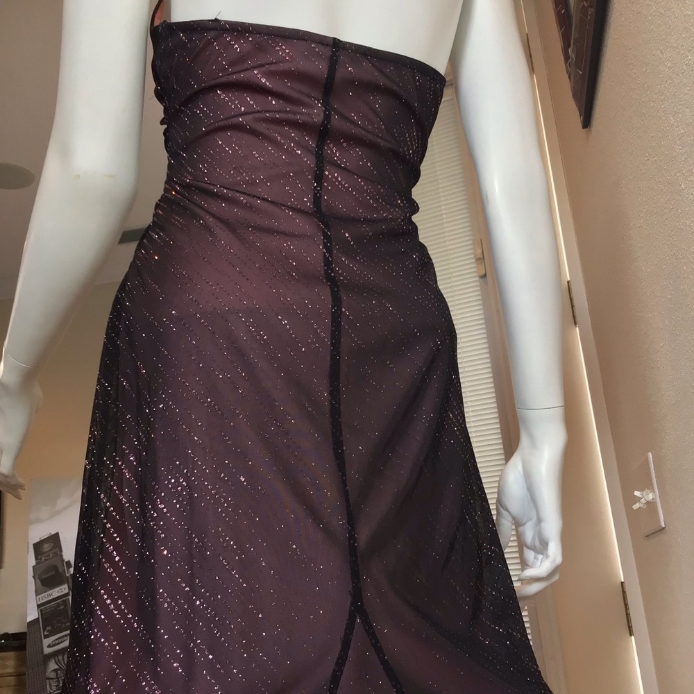 ❌❌SOLD❌❌Slimming Vintage Prom Dress - Picture 3 of 7